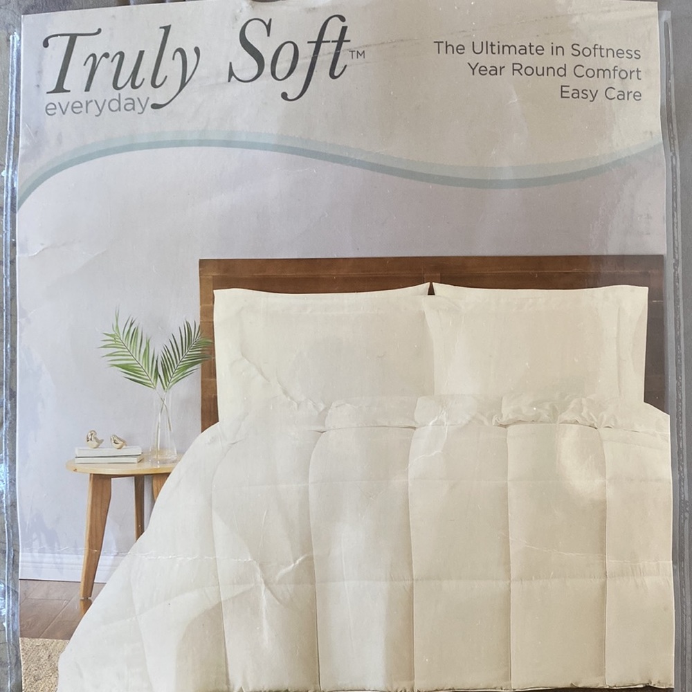 Twin XL 2 piece comforter set; gray
